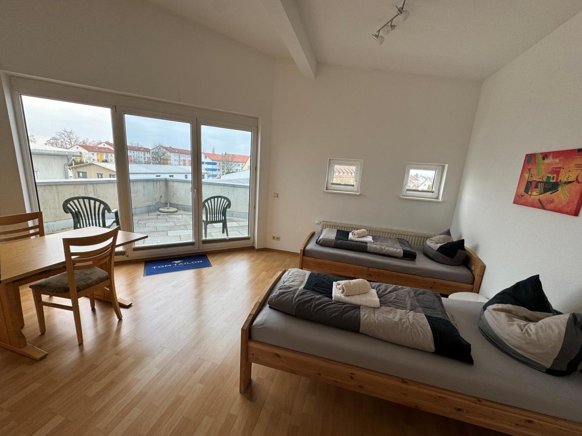 Pension Schweizer Laupheim Εξωτερικό φωτογραφία