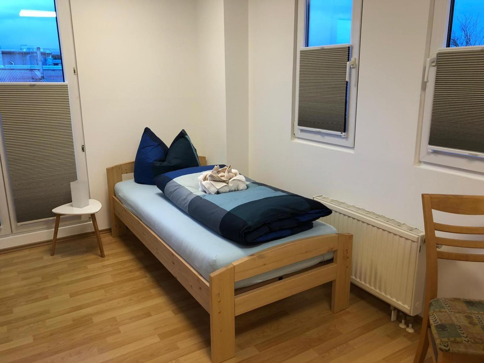 Pension Schweizer Laupheim Εξωτερικό φωτογραφία
